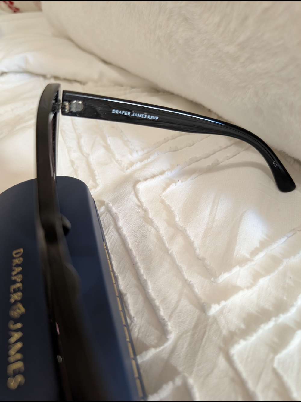 Draper James Black Cat-Eye Sunglasses with Pink Lenses - Picture 5 of 10